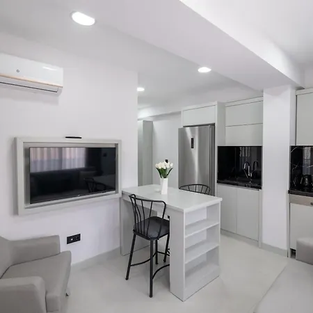 Ayayorgi Cesme, 2-1 Suit Apartment *